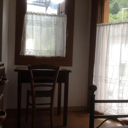 Il Capriolo Felice - Bed & Breakfast Lastebasse